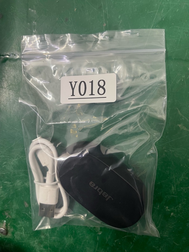 9新  【树】捡漏接波朗7pro蓝牙耳机米色