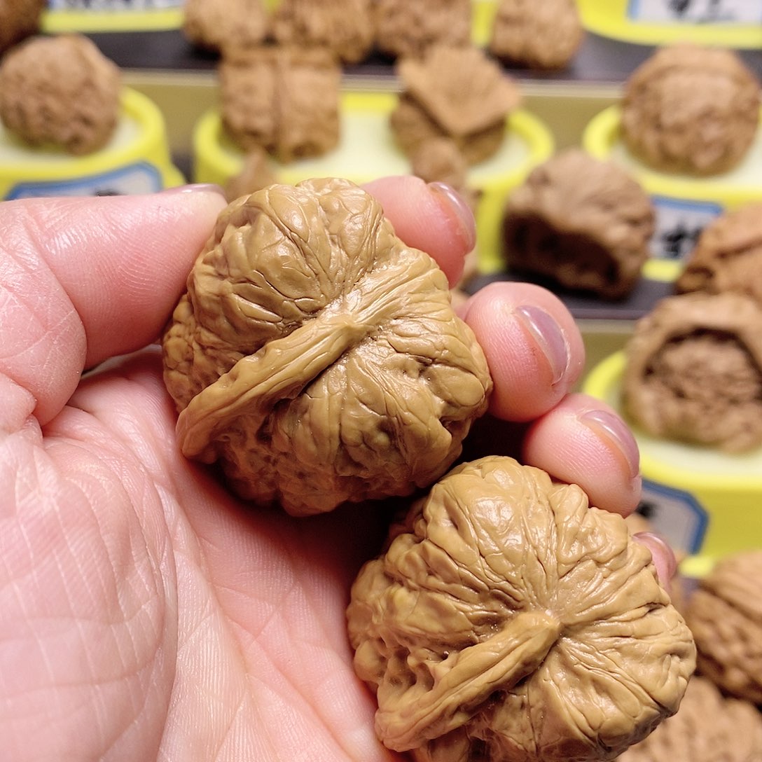 文玩核桃吊坠一根筋