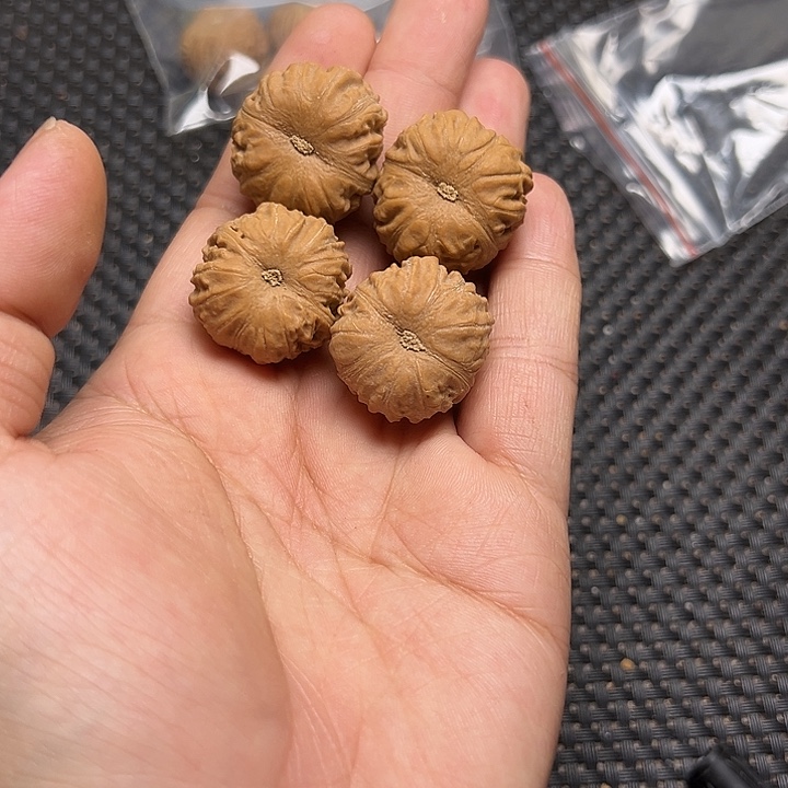 文玩核桃吊坠南瓜