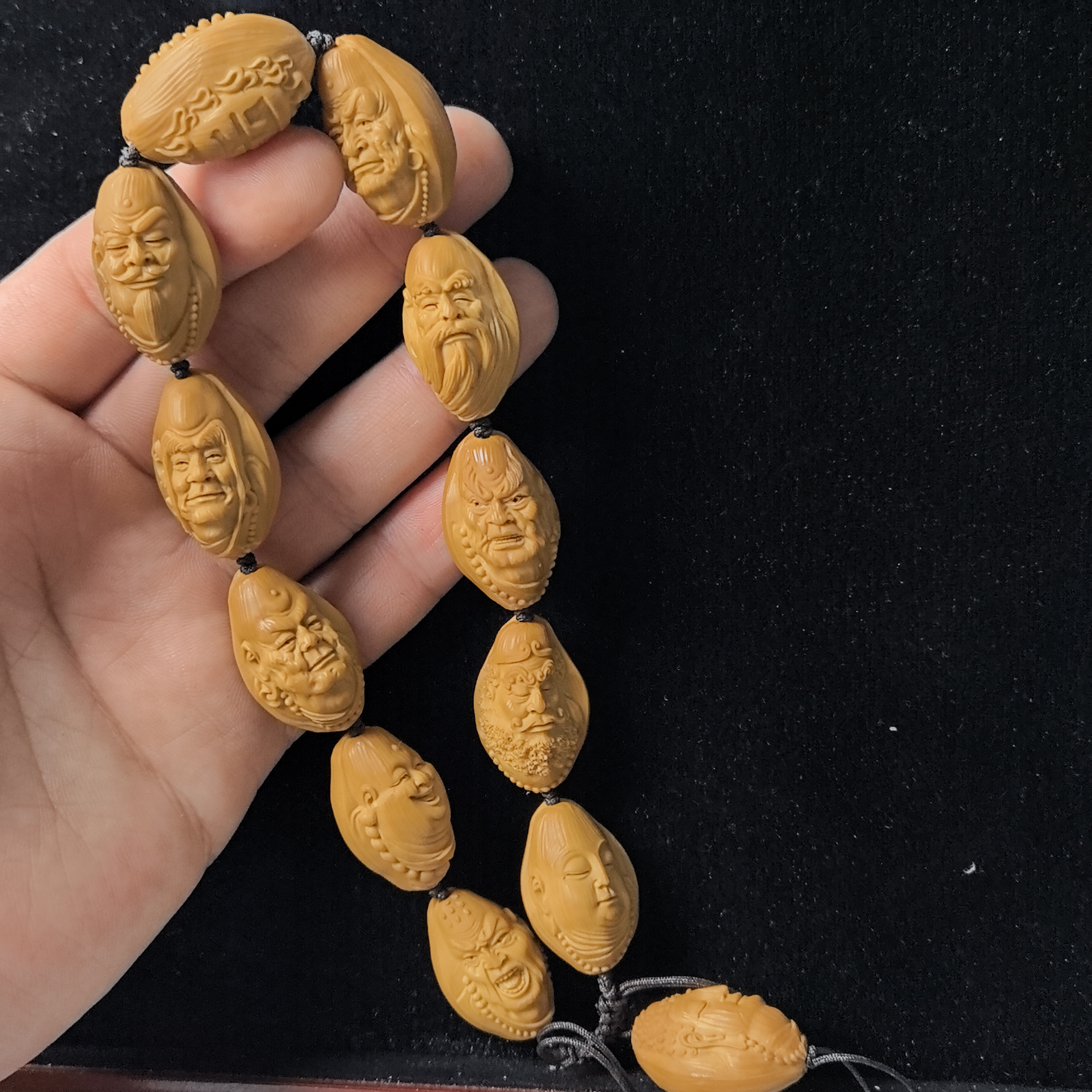 雕工坊手工罗汉手持