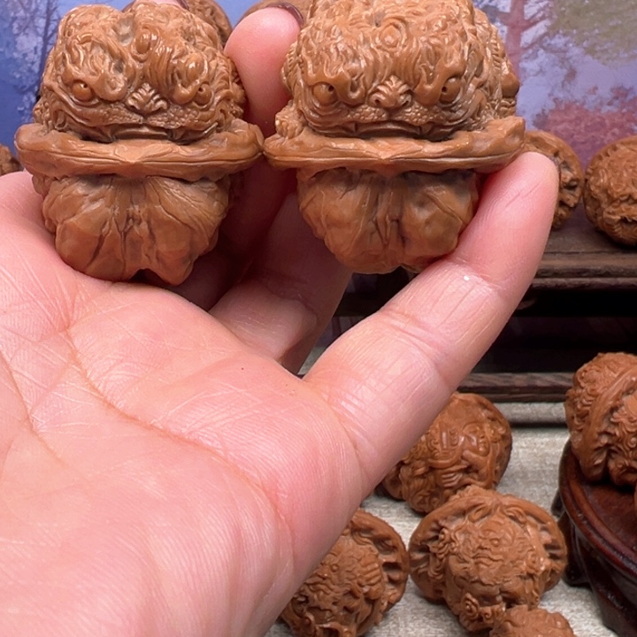 核桃把件蛤蟆头龙蟾