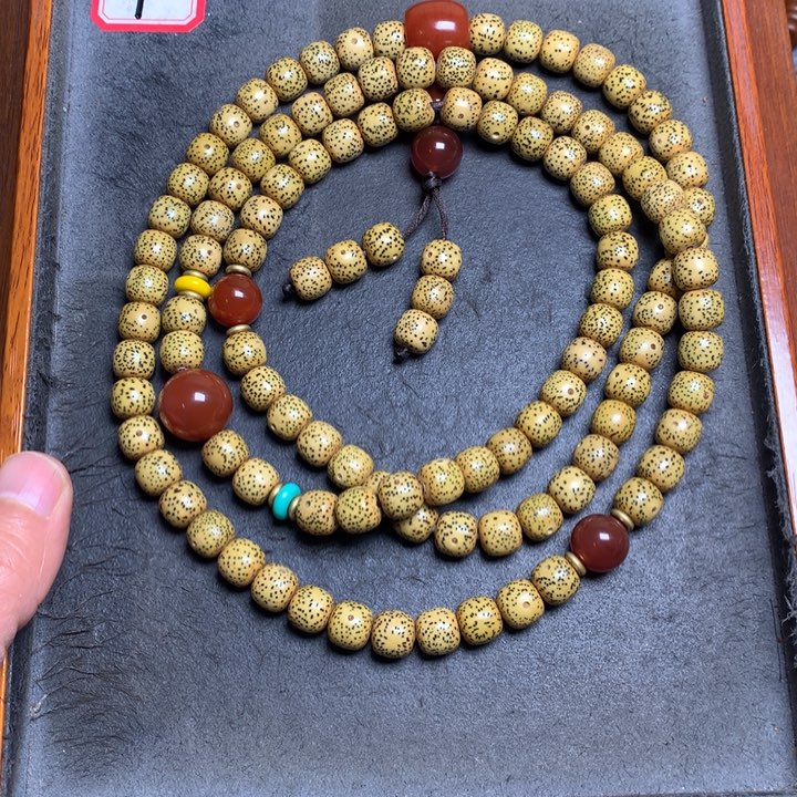 星月菩提吊坠菩提