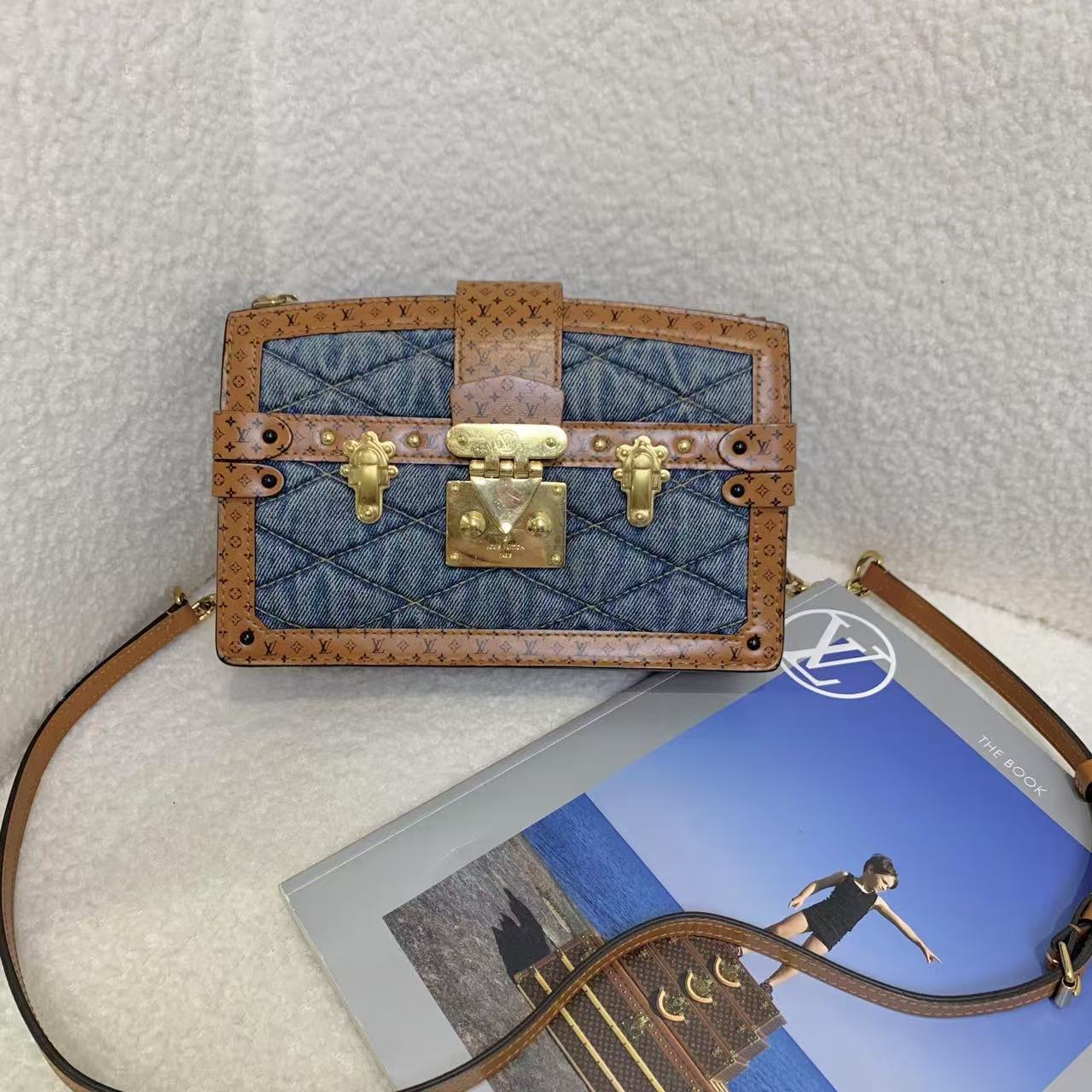 95新 LouisVuitton/路易威登 壹臻楠/牛仔软盒子trunk/16083165