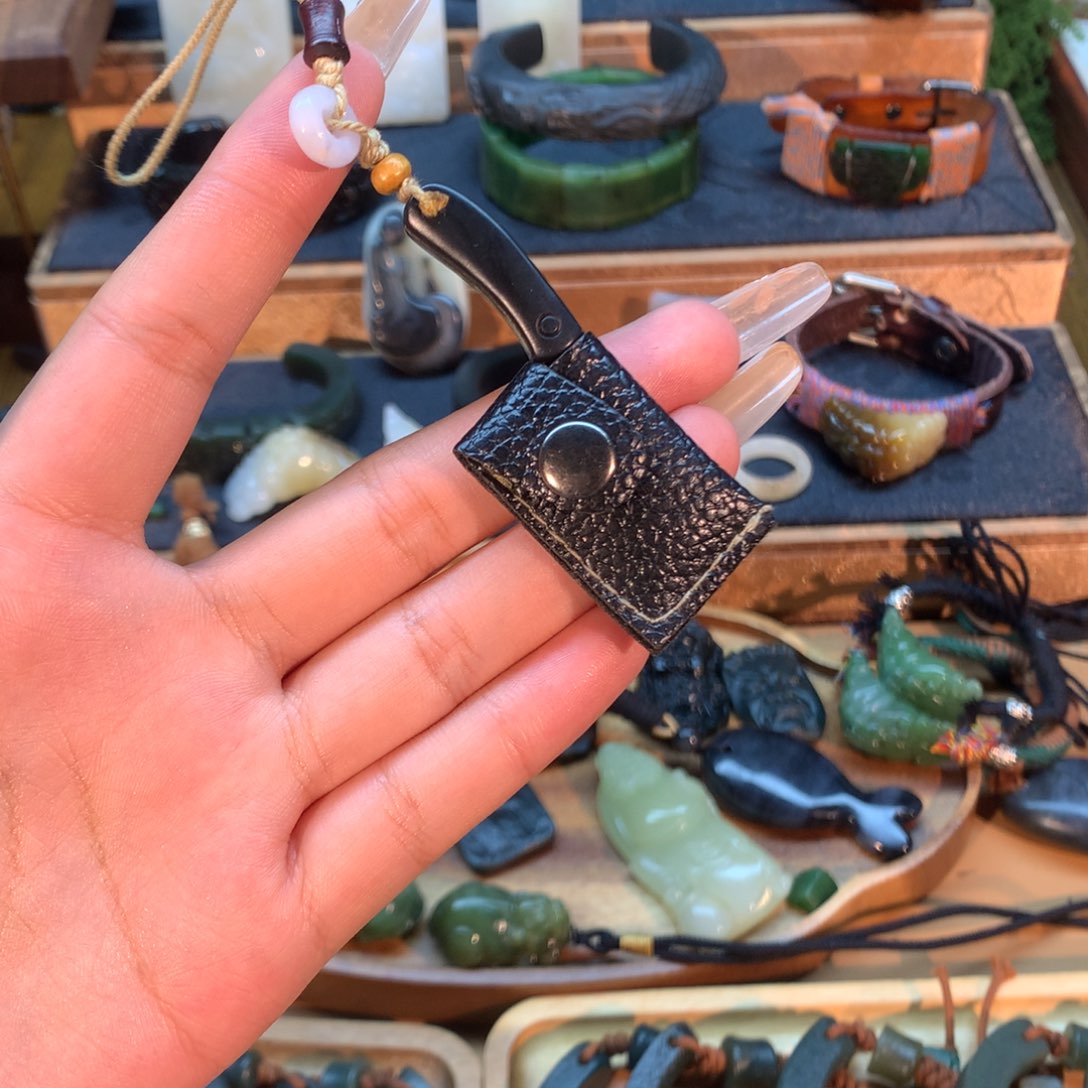 和田玉（糖玉）未镶嵌挂件