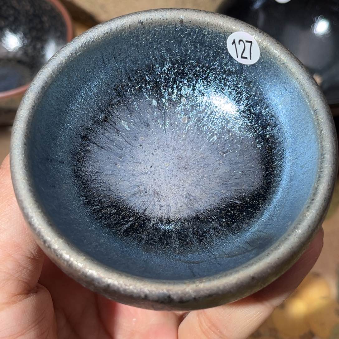 茶盏义兴龙窑坚持真柴烧落灰烧