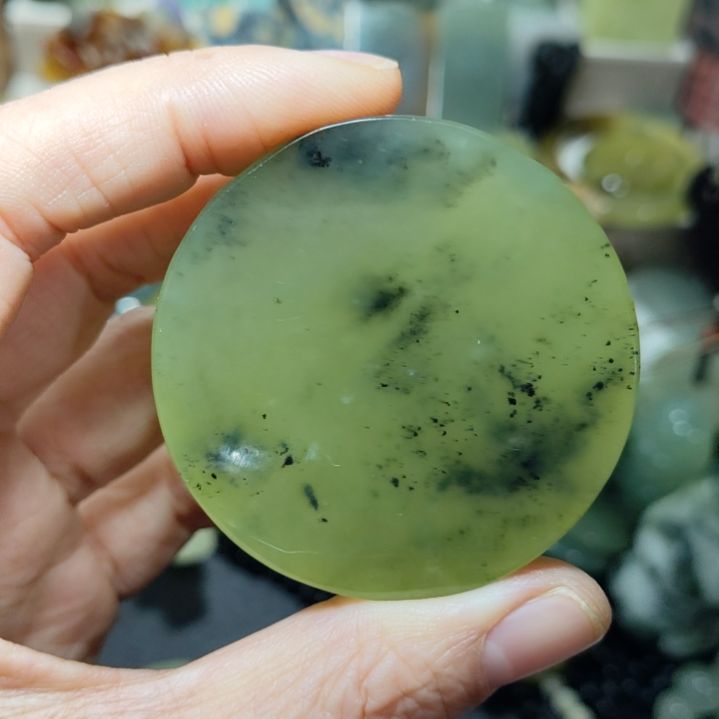 岫玉未镶嵌挂坠款式