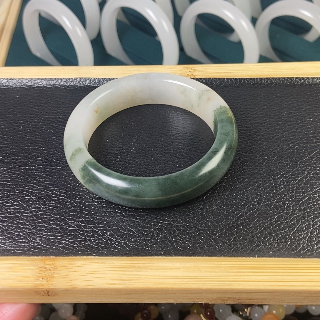 石英质玉手链未镶嵌