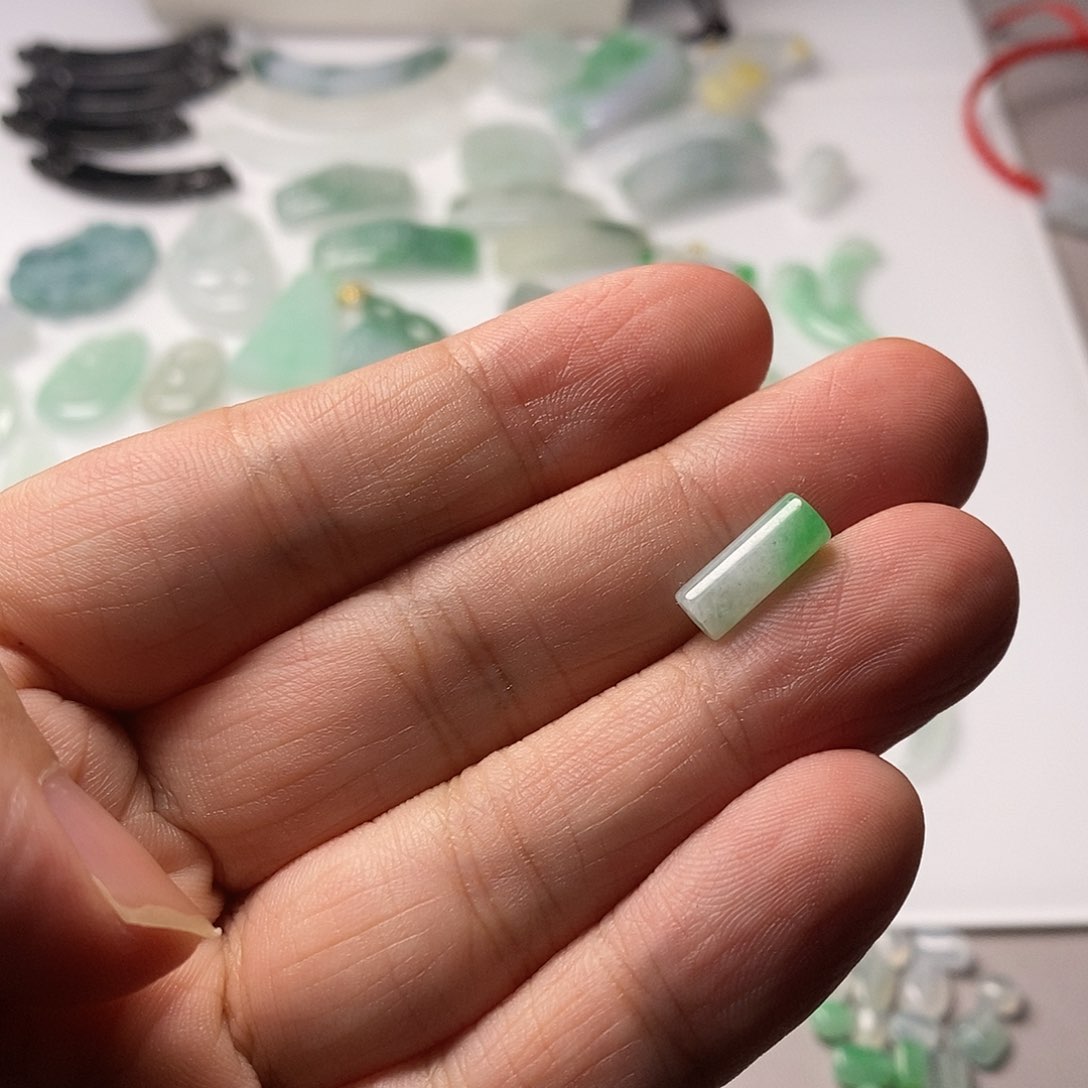 翡翠手串未镶嵌?****~天然翡翠