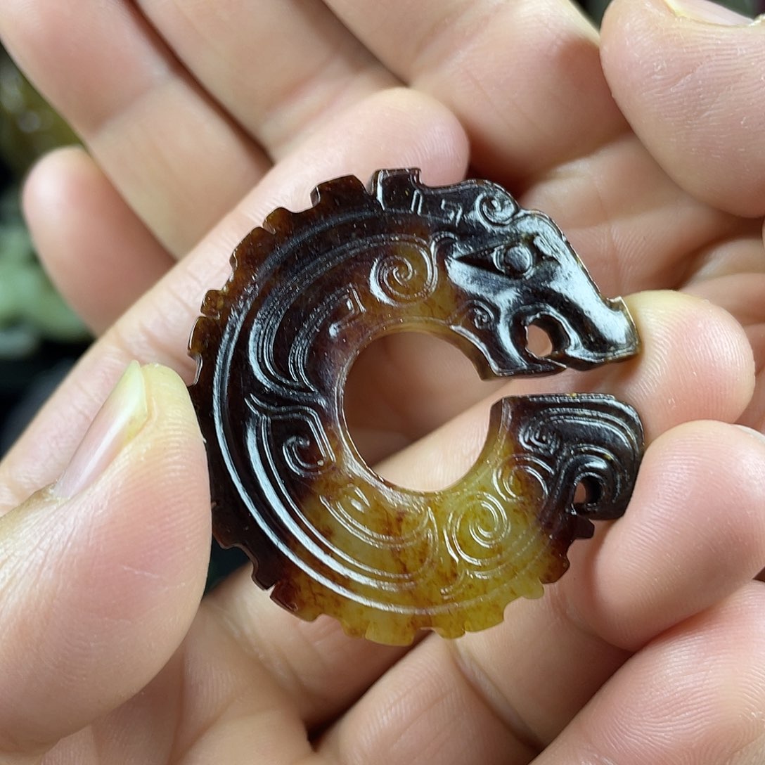 和田玉（糖玉）挂件未镶嵌