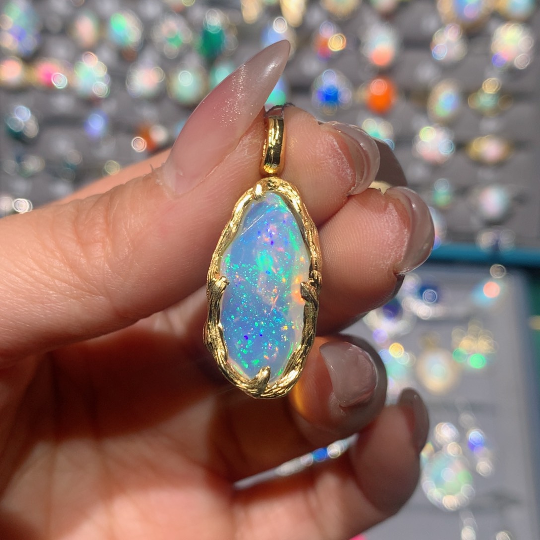 欧泊福利吊坠银S925镶嵌