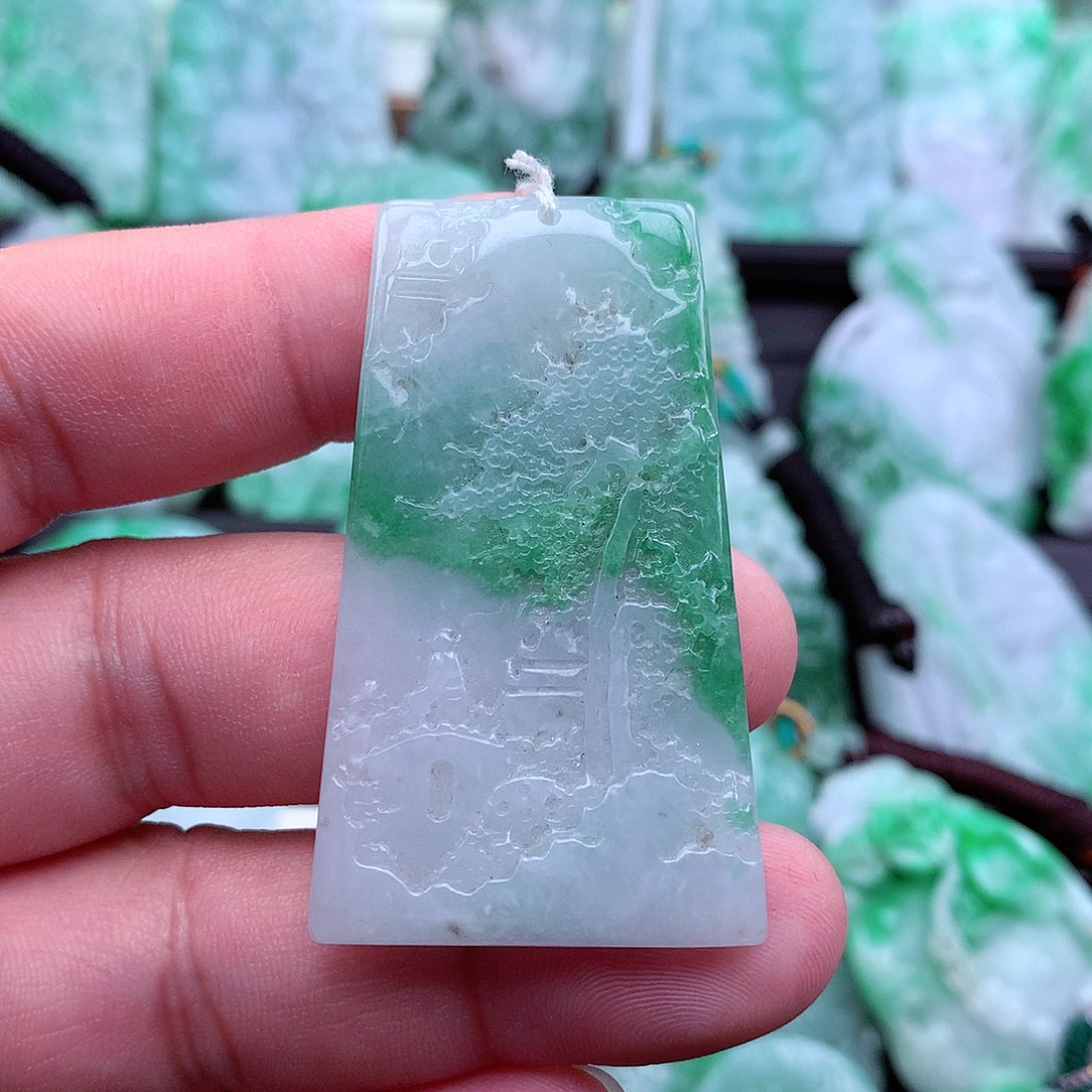 翡翠吊坠(不含链)未镶嵌