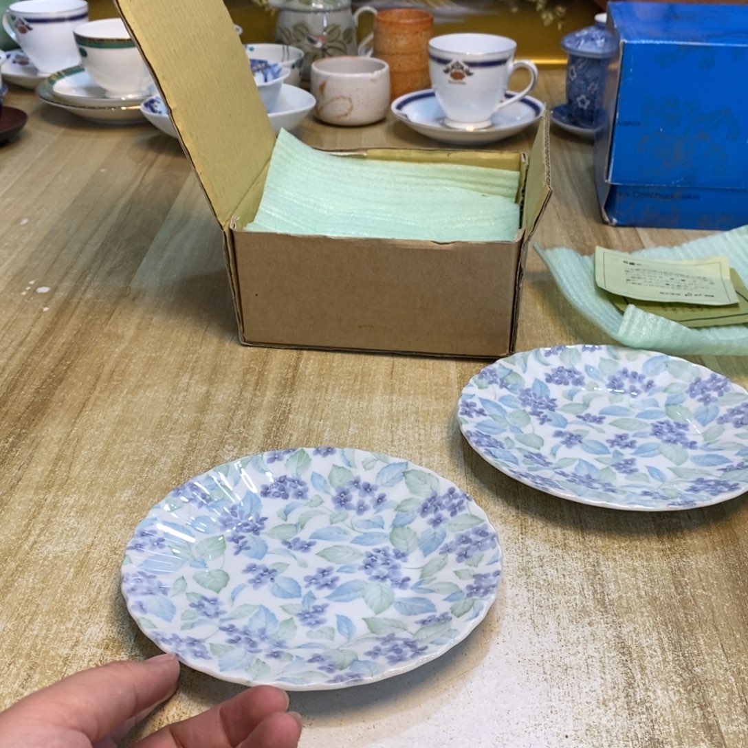 初***音瓷片易雅集工艺品有限公司