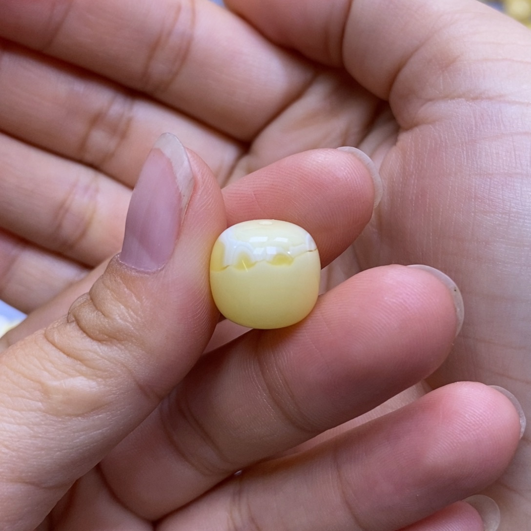 琥珀未镶嵌珠宝奇石13.9