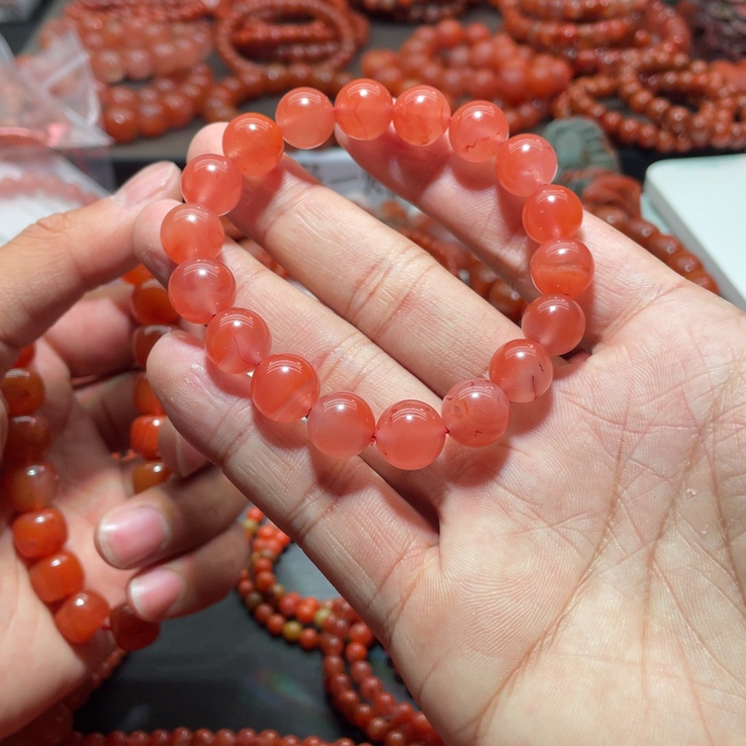 南红玛瑙手链未镶嵌