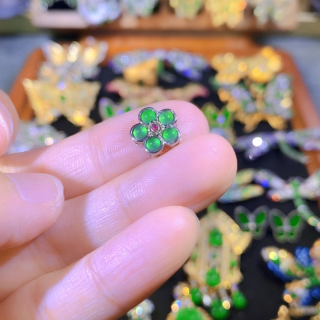 吊坠(不含链)银S925镶嵌翡翠