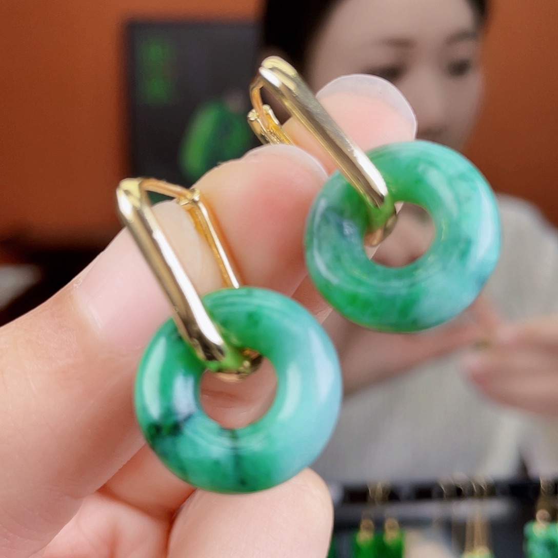 翡翠未镶嵌耳饰饰品