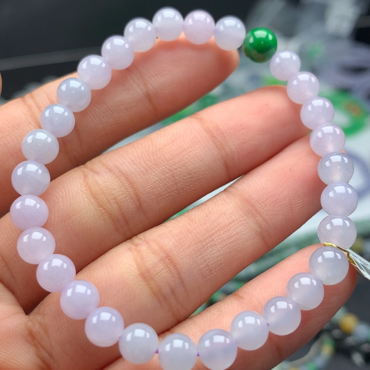 翡翠手镯未镶嵌卡