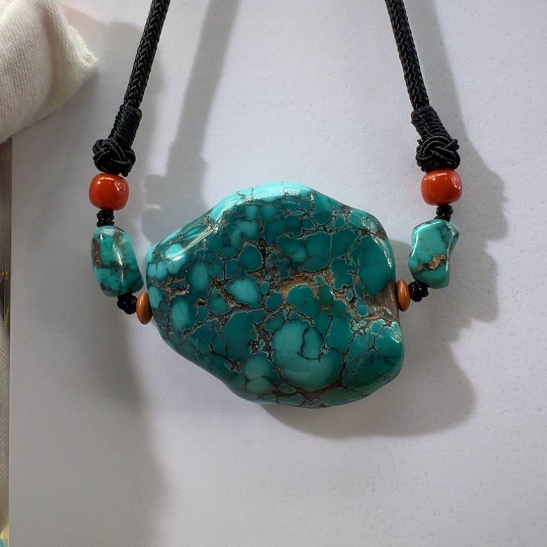 绿松石未镶嵌挂件