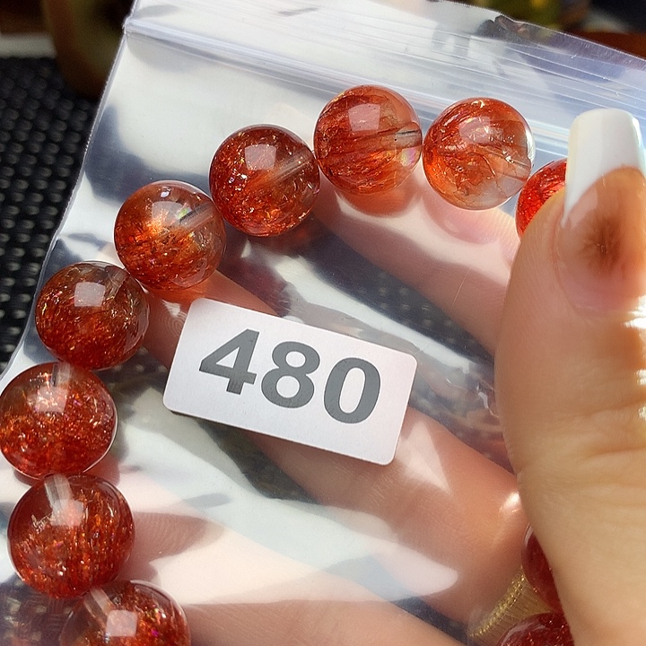 茉***仔非金属精品女士手链