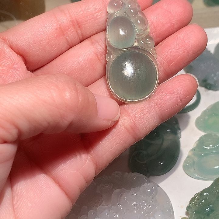 定制翡翠未镶嵌冰晴葫芦