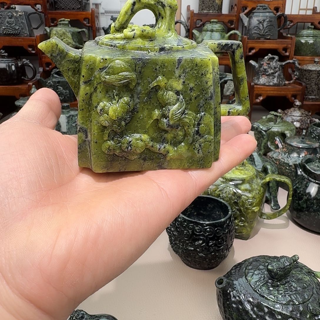 五***笑蛇纹石玉未镶嵌藏玉药王石茶壶