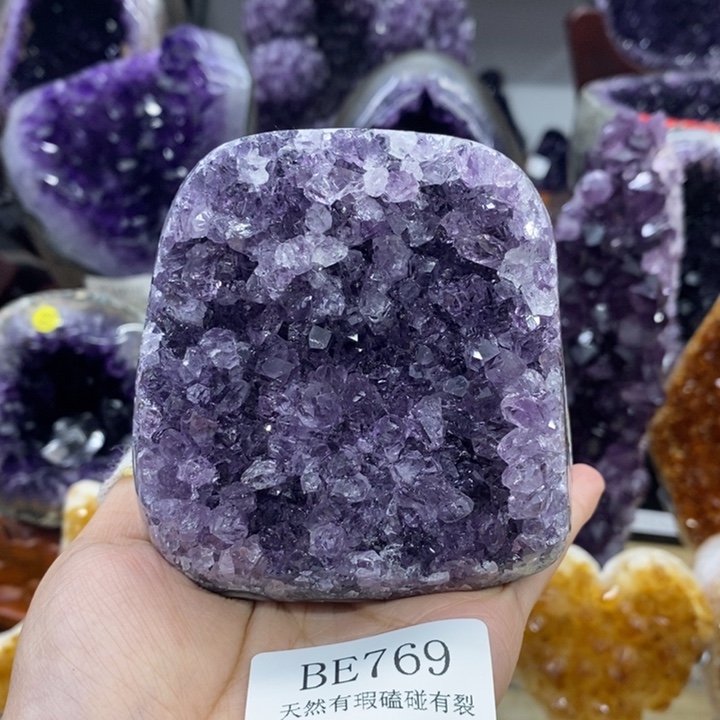 大型摆件（非配饰）未镶嵌水晶