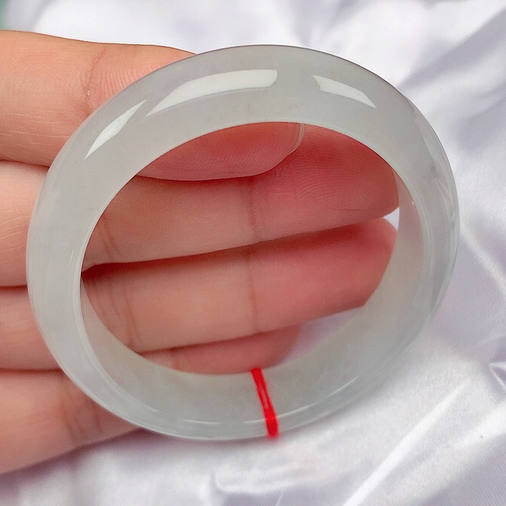 翡翠未镶嵌手镯55贵妃手镯冰种白月光