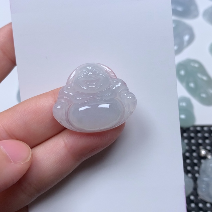 翡翠未镶嵌颈饰佛公