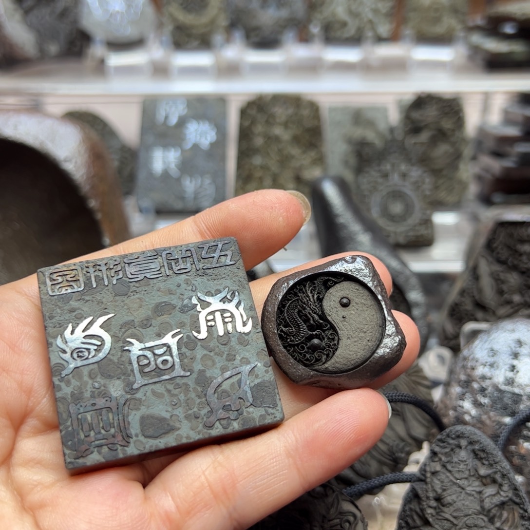 二***丨小石头哈哈哈哈哈哈哈哈哈