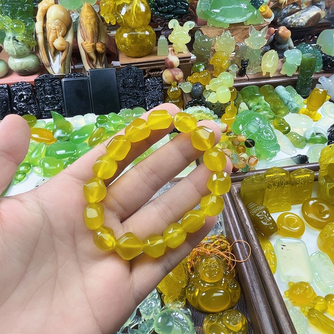 岫玉未镶嵌吊坠(不含链)