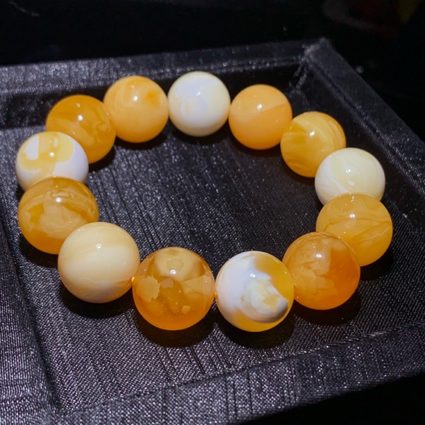 蜜蜡焦皮多宝16+mm手串