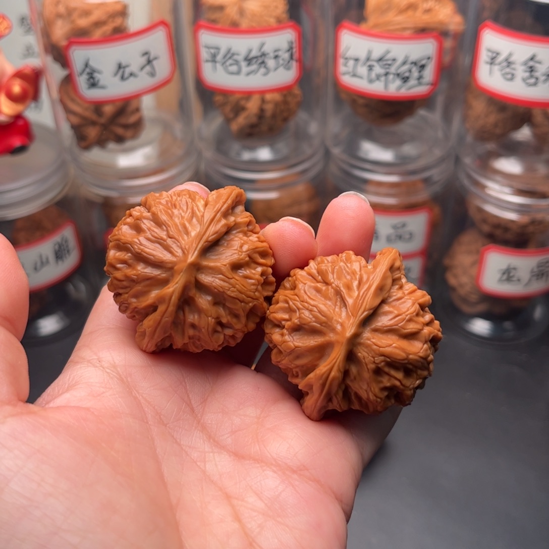 把件文玩核桃44老树宫灯