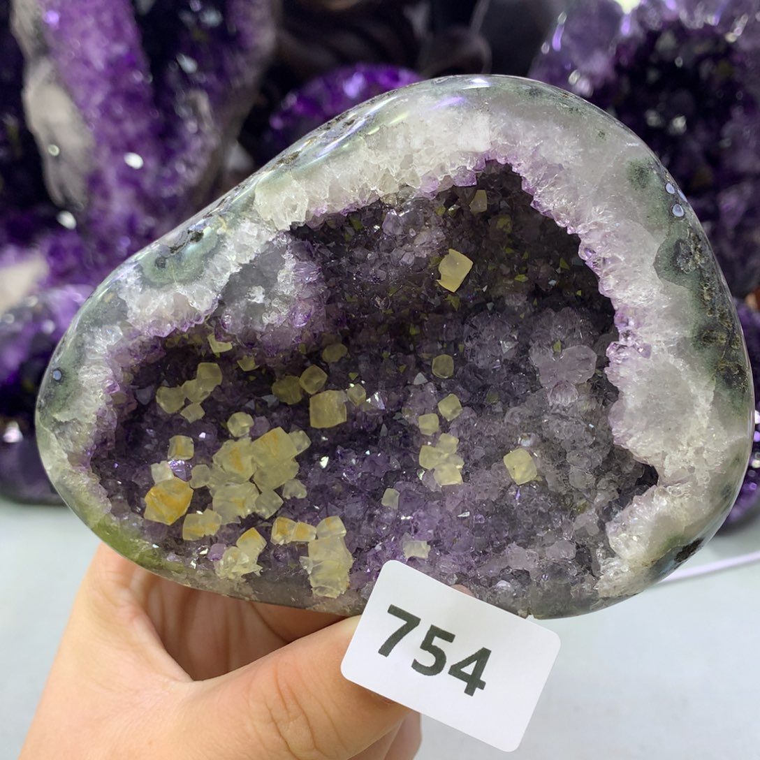 大型摆件（非配饰）紫晶未镶嵌