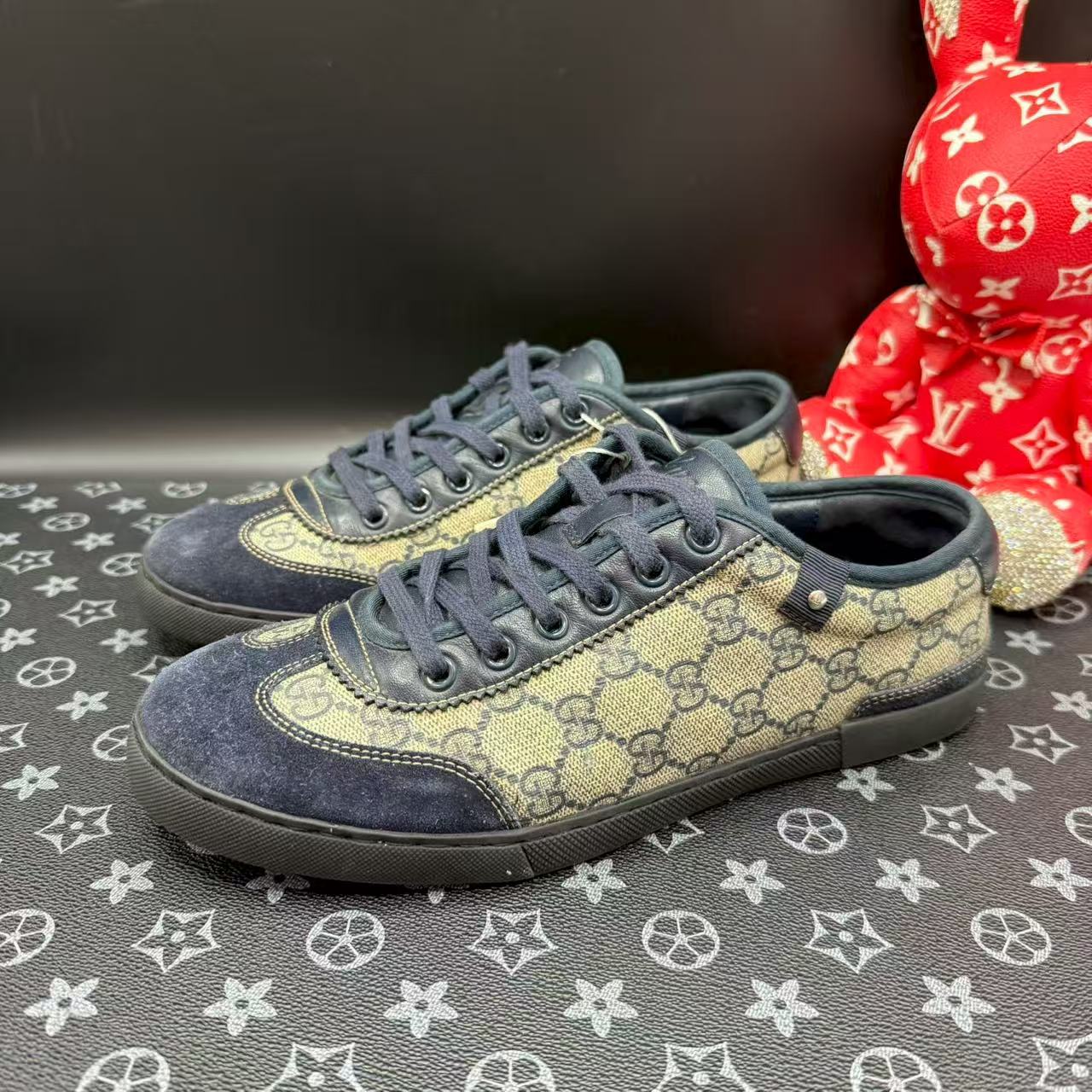 95新 GUCCI/古驰 男士时尚藏蓝老花德训板鞋39.5欧码 lz368