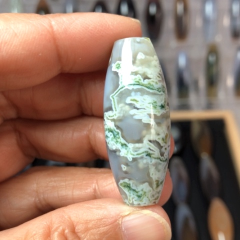 玛瑙/玉髓未镶嵌珠宝半成品