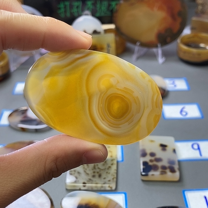 玛瑙/玉髓未镶嵌珠宝半成品121