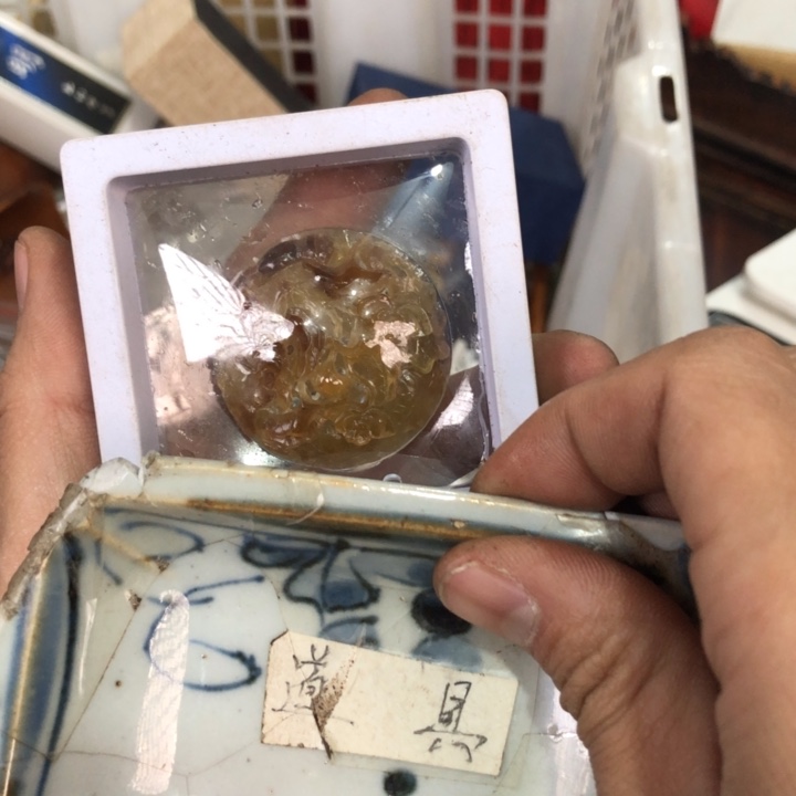 陶瓷孤品单件车里拍