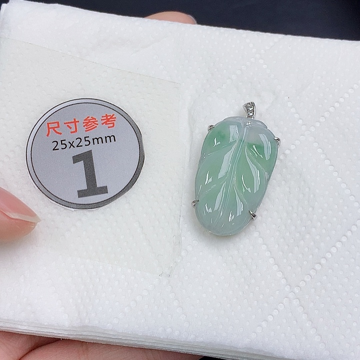 颈饰银S925镶嵌翡翠天然A货