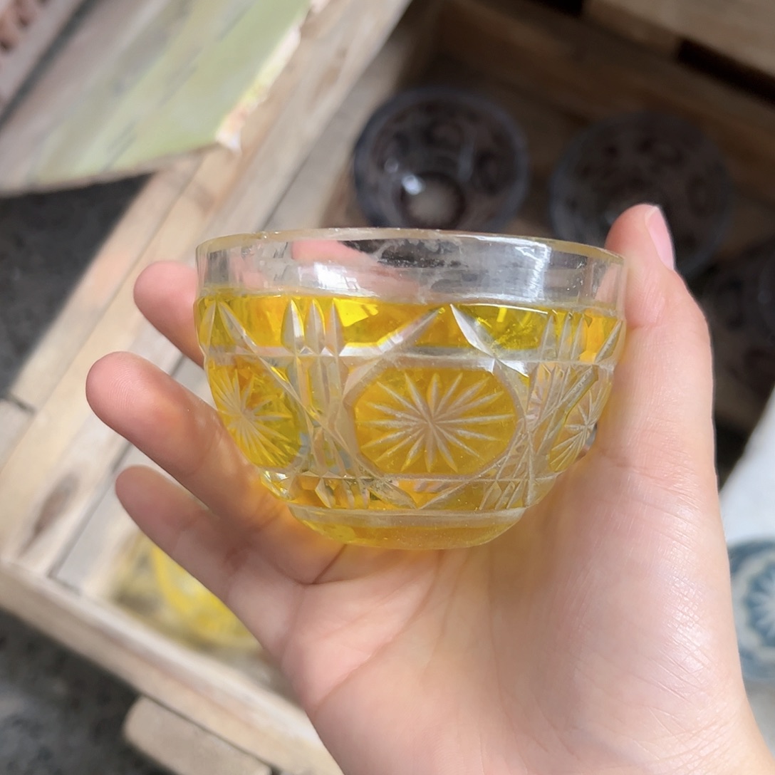 水晶玻璃平底款微瑕一个