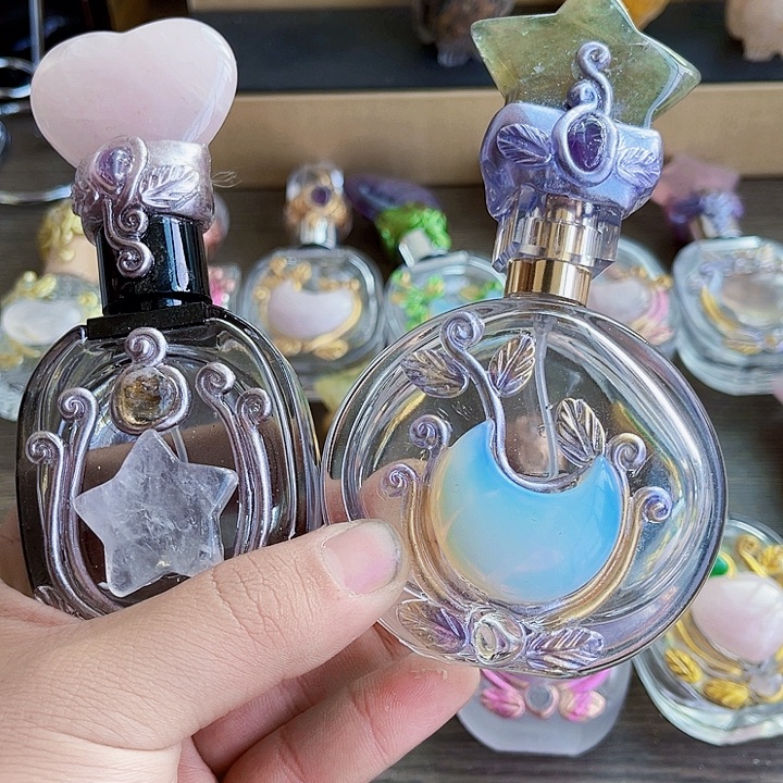 舒***克水晶摆件未镶嵌水晶