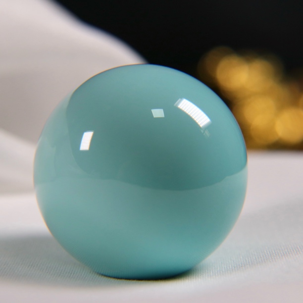 原矿绿松石收藏级·圆珠 直径35.2mm，重59g，丫角山全品无瑕无白