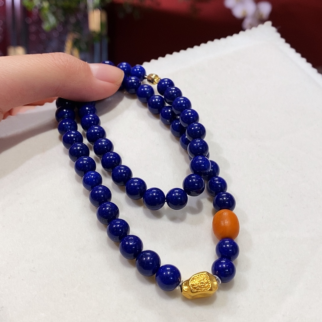 青金石未镶嵌颈饰