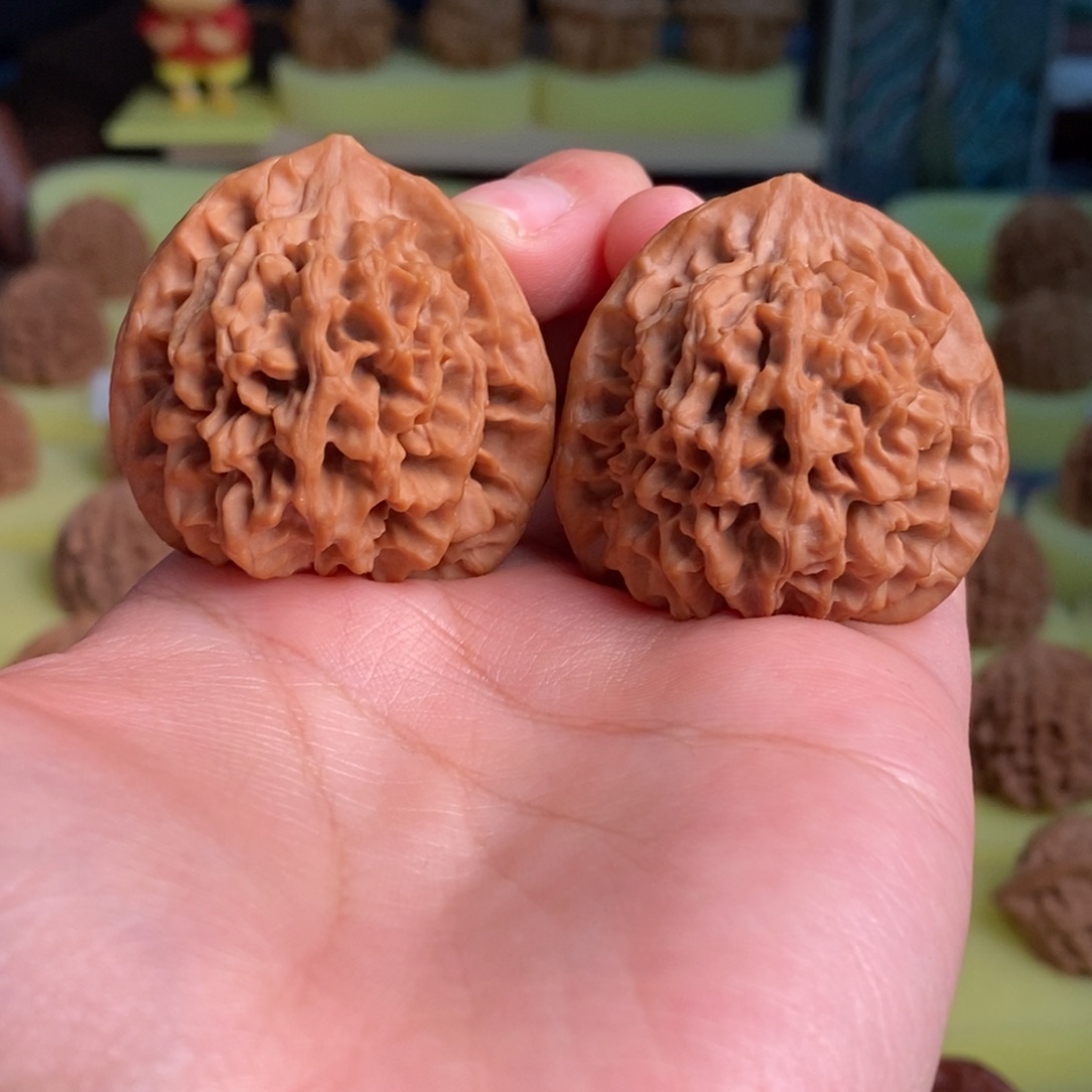 天***空核桃秦岭闷尖狮子头38