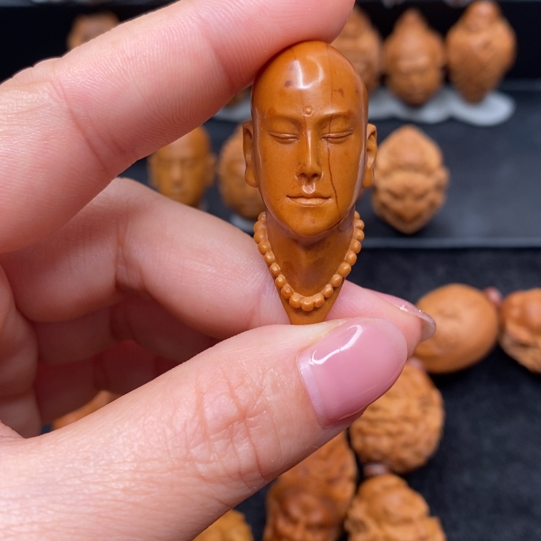 崇***岭手串/手链橄榄核静思1.9处理款，不退不换不售后