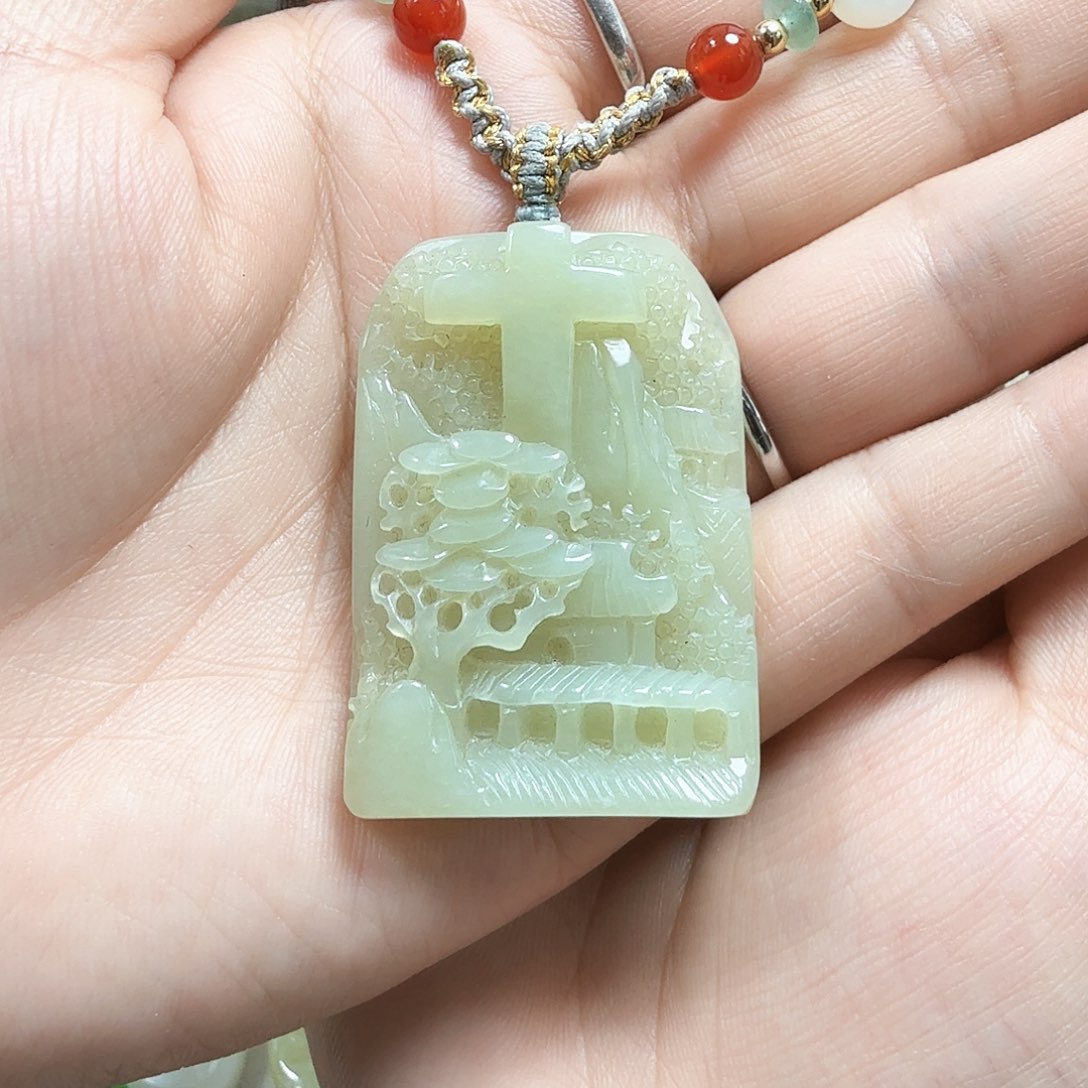 和田玉颈饰未镶嵌