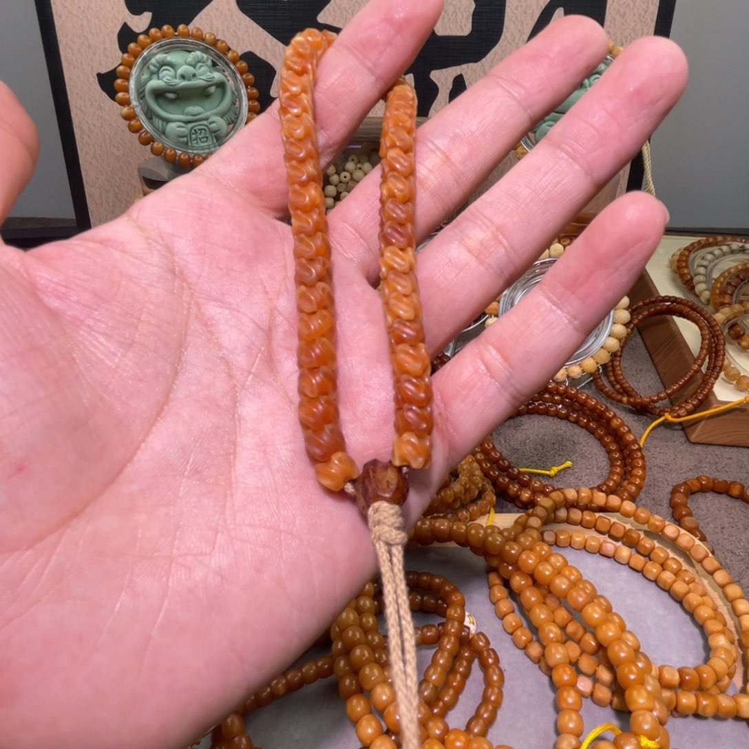 星月菩提吊坠大****子玉化龙骨手持