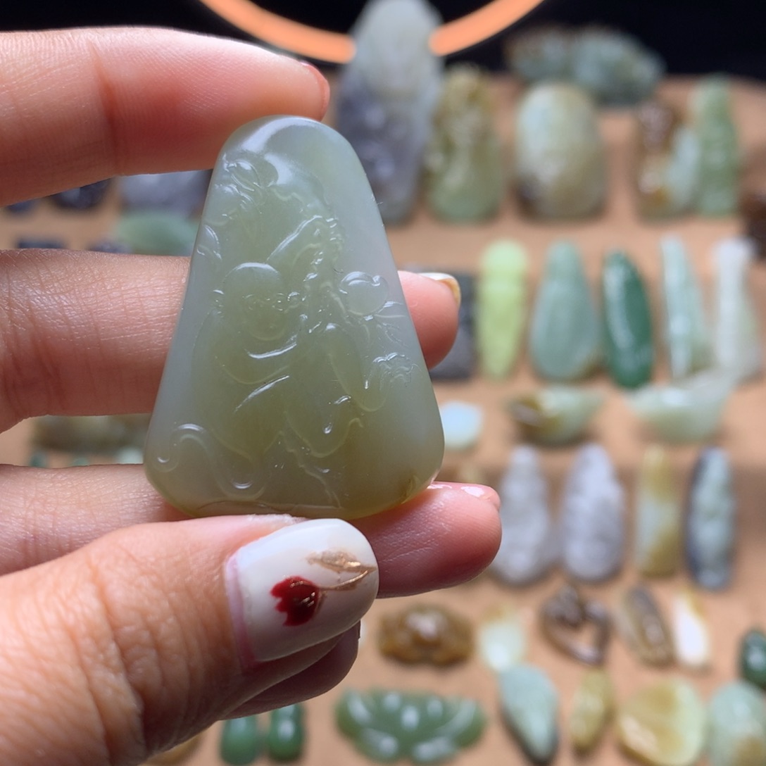 和田玉挂件未镶嵌