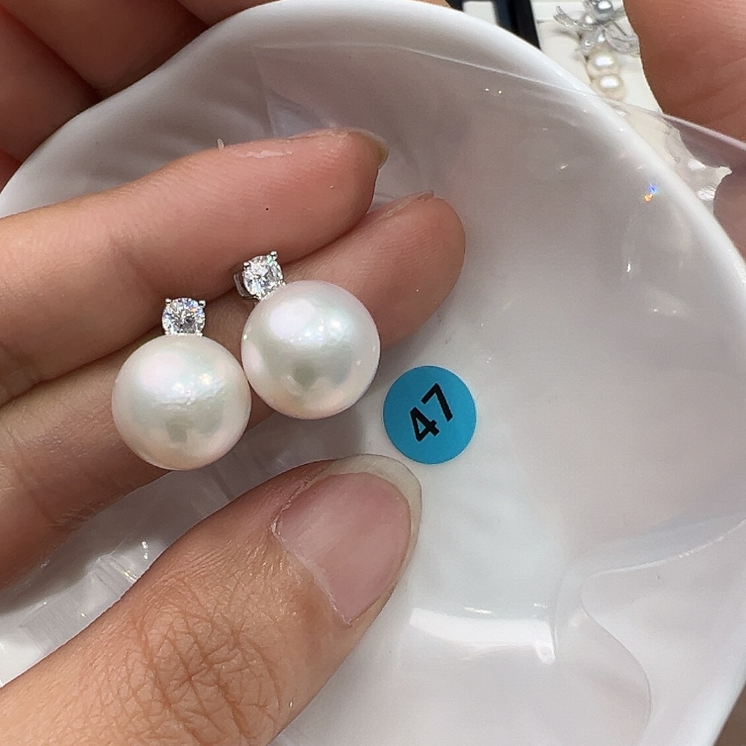 银S925镶嵌耳饰淡水珍珠