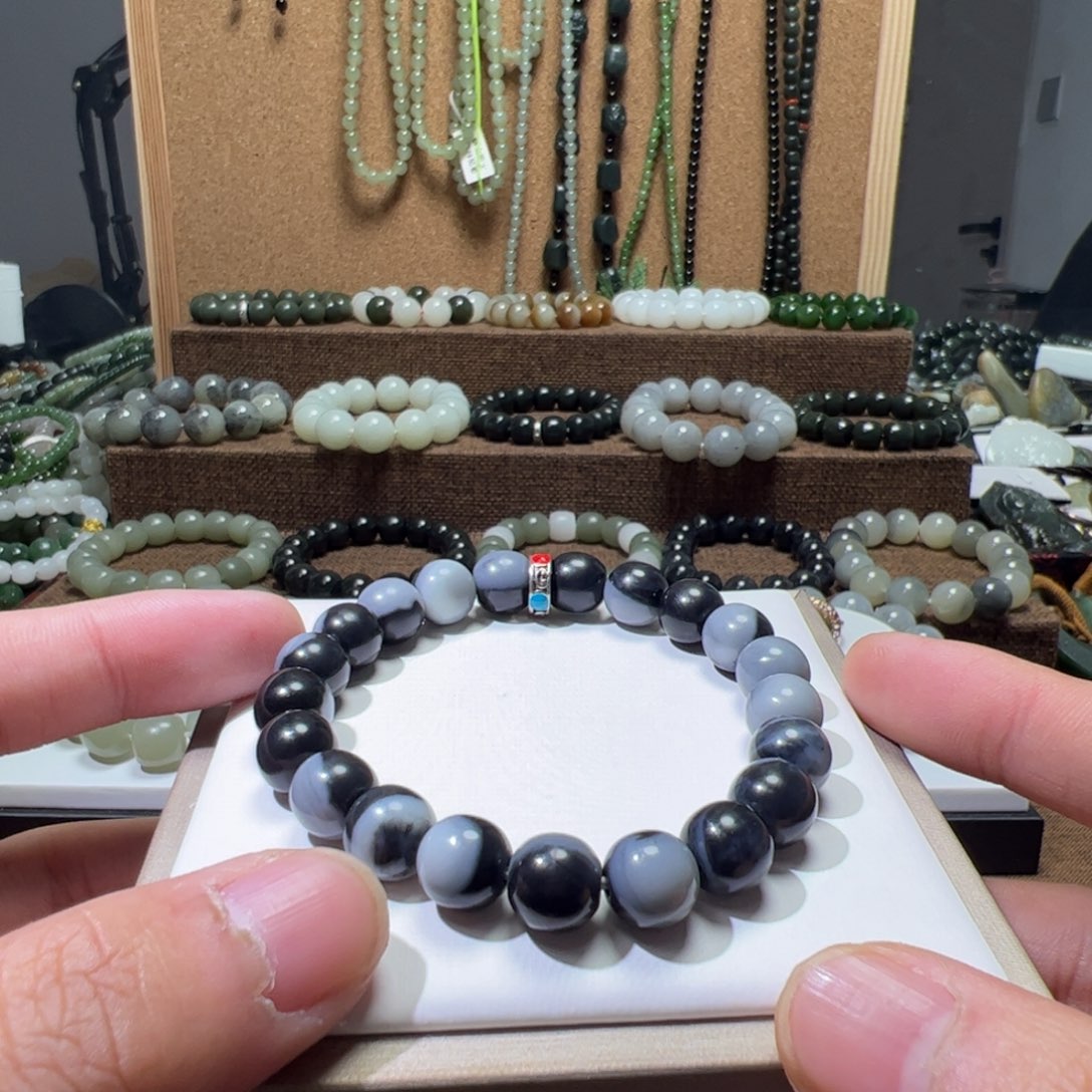 豆***糖和田玉（糖玉）未镶嵌手链