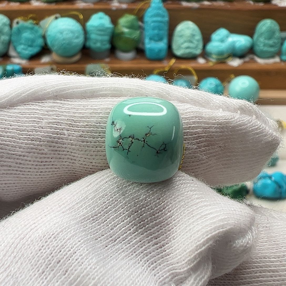 绿松石配饰未镶嵌